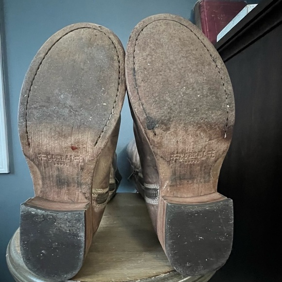 Corral Distressed Leather Riding Boots - Picture 7 of 15